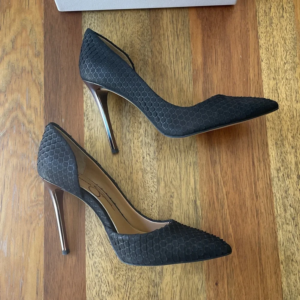 Jessica Simpson size color